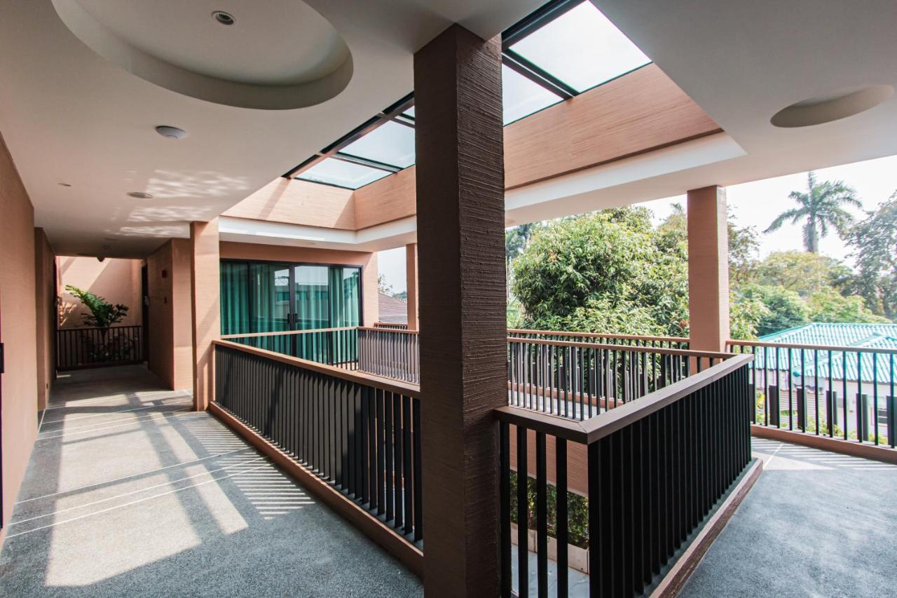 Rachabhura Hotel Ratchaburi Екстериор снимка